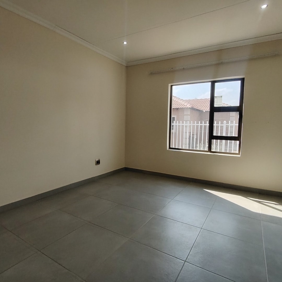 4 Bedroom Property for Sale in Mandela View Free State